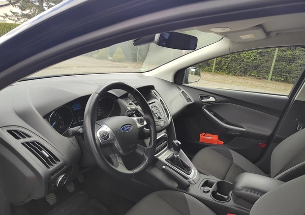Ford Focus cena 23900 przebieg: 185000, rok produkcji 2014 z Szczecin małe 254